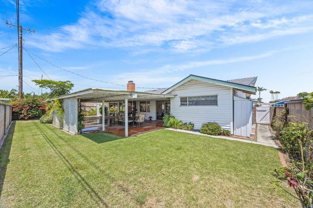 8822 Lola Avenue, Anaheim, CA 92804