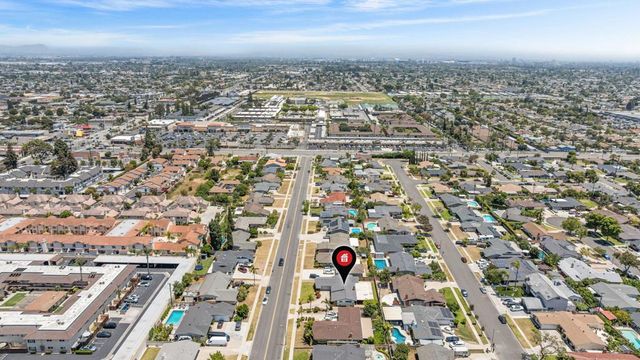 8822 Lola Avenue, Anaheim, CA 92804