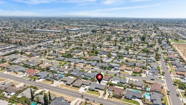 8822 Lola Avenue, Anaheim, CA 92804