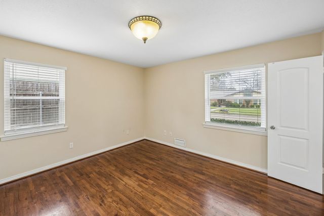 9007 Sweetwater Drive, Dallas, TX 75228