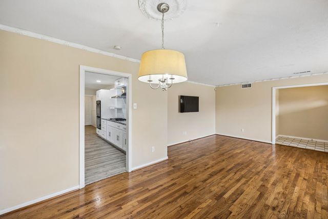 9007 Sweetwater Drive, Dallas, TX 75228