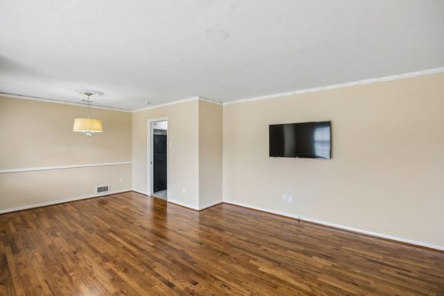 9007 Sweetwater Drive, Dallas, TX 75228