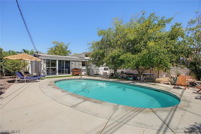 1663 Pawnee Drive, Las Vegas, NV 89169