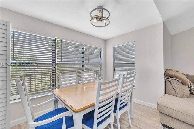 2796 S University Dr 2202, Davie, FL 33328