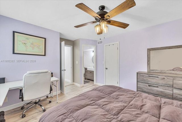 2796 S University Dr 2202, Davie, FL 33328