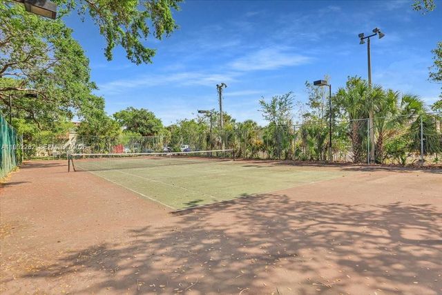 2796 S University Dr 2202, Davie, FL 33328