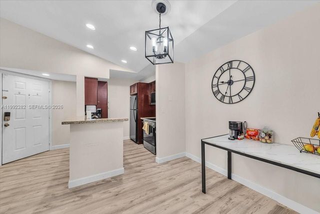 2796 S University Dr 2202, Davie, FL 33328