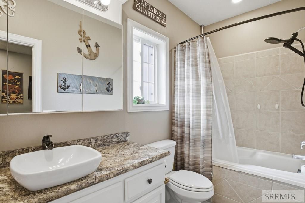 Image 11 of property listing at 3966 E 146 N, Rigby, ID 83442