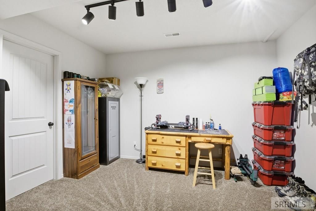 Image 29 of property listing at 3966 E 146 N, Rigby, ID 83442