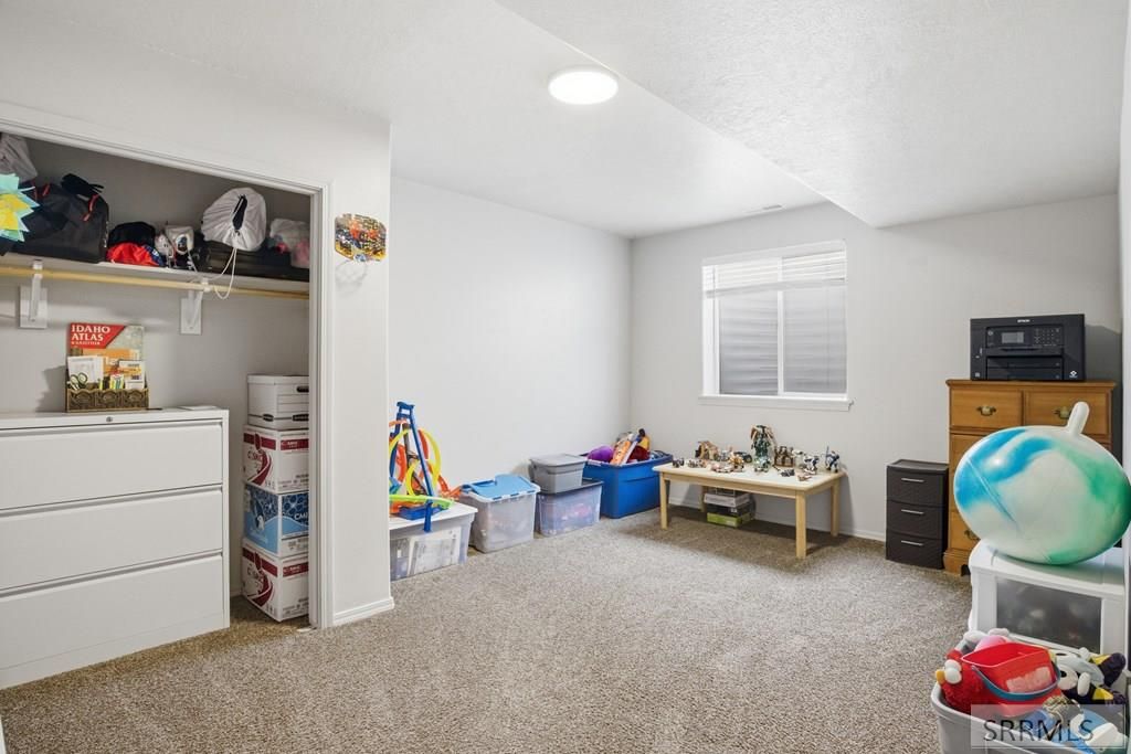 Image 33 of property listing at 3966 E 146 N, Rigby, ID 83442