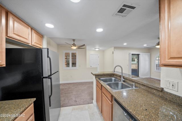 101 S Players Club Dr Apt 13103, Tucson, AZ 85745