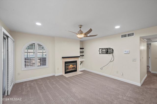 101 S Players Club Dr Apt 13103, Tucson, AZ 85745