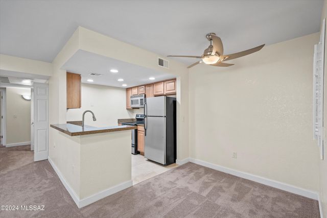 101 S Players Club Dr Apt 13103, Tucson, AZ 85745