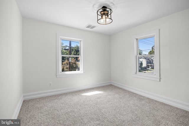 411 N CHURCH ST, Moorestown, NJ 08057