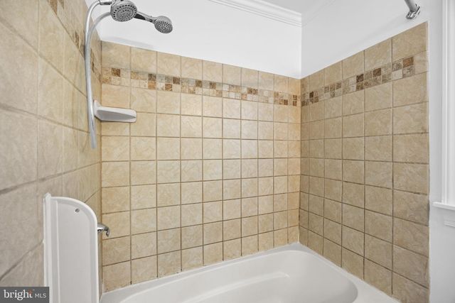 411 N CHURCH ST, Moorestown, NJ 08057