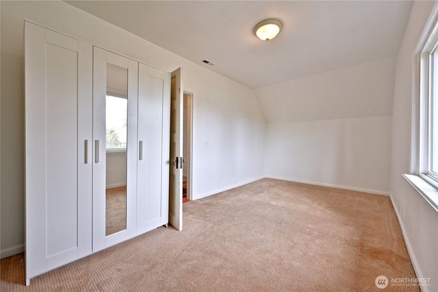 512 S 35th Street, Tacoma, WA 98418