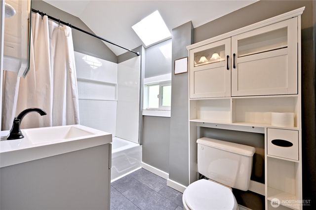 512 S 35th Street, Tacoma, WA 98418