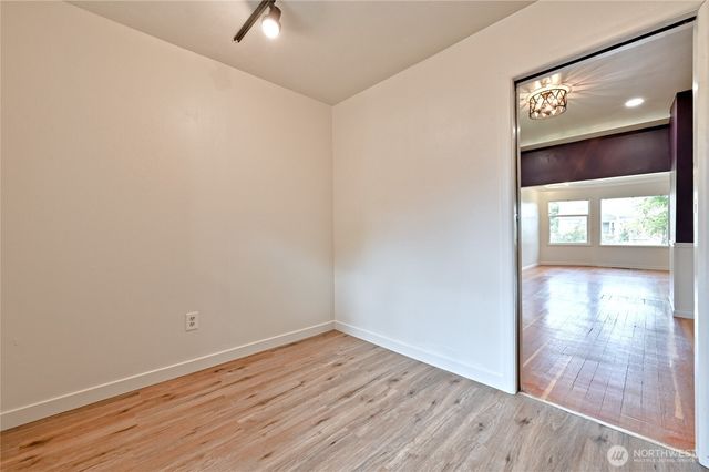 512 S 35th Street, Tacoma, WA 98418