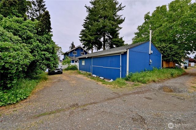 512 S 35th Street, Tacoma, WA 98418