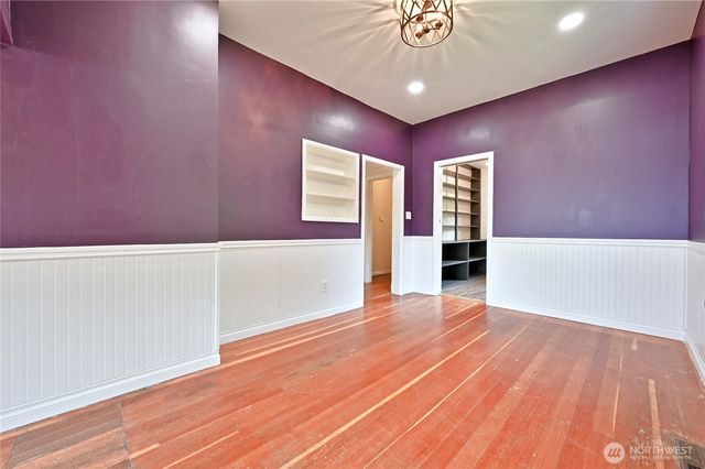 512 S 35th Street, Tacoma, WA 98418
