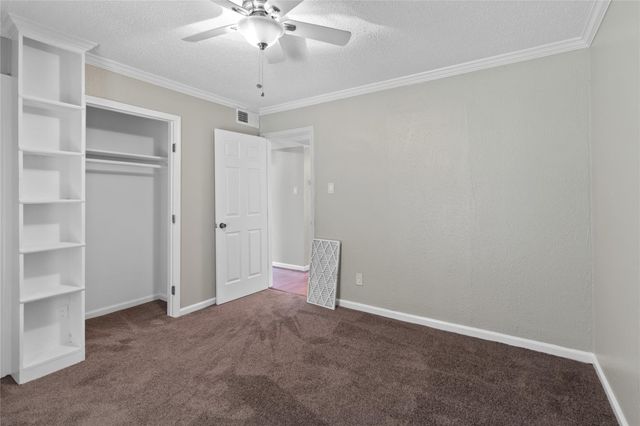 1901 S Voss Road 9, Houston, TX 77057