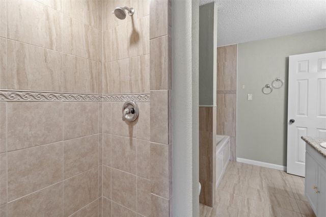 1901 S Voss Road 9, Houston, TX 77057