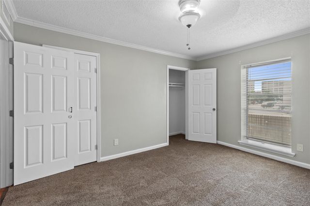 1901 S Voss Road 9, Houston, TX 77057