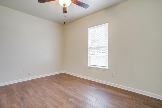 3537 Half Moon Drive, Fort Worth, TX 76111