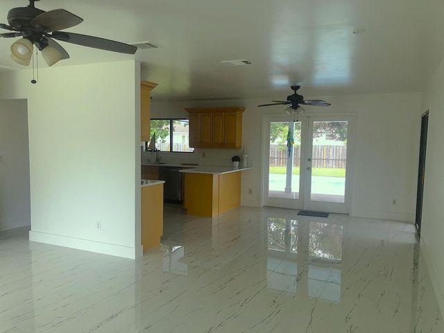 1991 SE West Dunbrooke Circle, Port St. Lucie, Port St Lucie, FL 34952