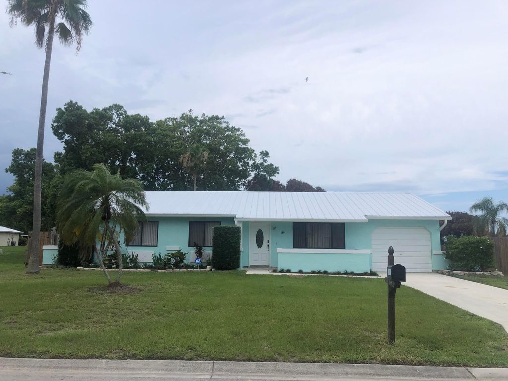 1991 SE West Dunbrooke Circle, Port St. Lucie, Port St Lucie, FL 34952