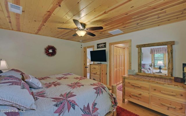 68 Strutters Trail, Murphy, NC 28906