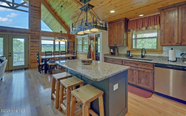 68 Strutters Trail, Murphy, NC 28906