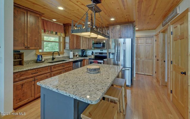 68 Strutters Trail, Murphy, NC 28906
