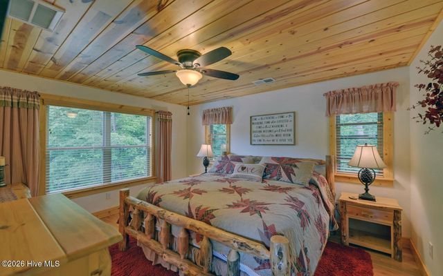 68 Strutters Trail, Murphy, NC 28906
