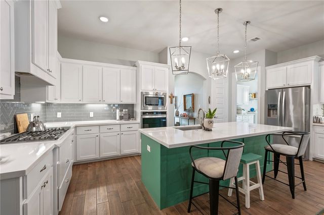 4022 Brownway Drive, College Station, TX 77845