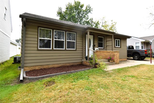 1208 Garst Avenue, Boone, IA 50036
