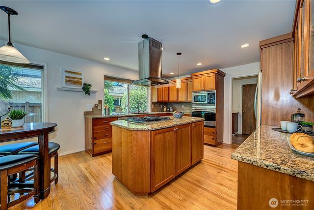 6139 147th Place NE, Redmond, WA 98052