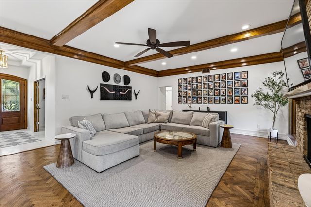 7108 Hunters Ridge Drive, Dallas, TX 75248