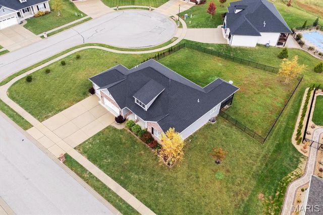 812 Green Jacket Way, O'fallon, IL 62269