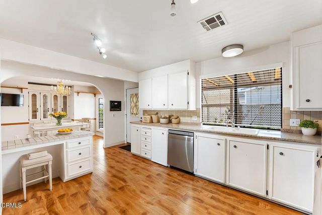 75 Poinsettia Gardens Drive, Ventura, CA 93004