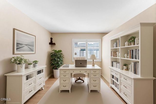 75 Poinsettia Gardens Drive, Ventura, CA 93004