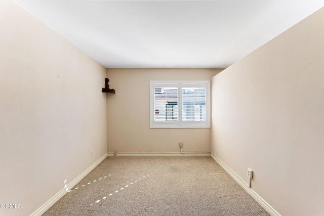 75 Poinsettia Gardens Drive, Ventura, CA 93004