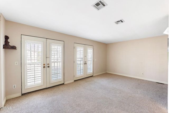 75 Poinsettia Gardens Drive, Ventura, CA 93004