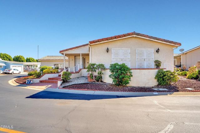 75 Poinsettia Gardens Drive, Ventura, CA 93004