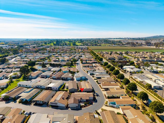 75 Poinsettia Gardens Drive, Ventura, CA 93004