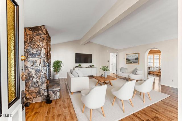 75 Poinsettia Gardens Drive, Ventura, CA 93004