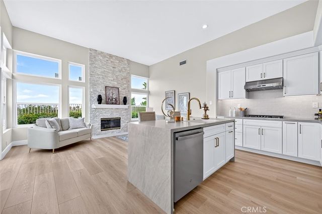 21285 Amora, Mission Viejo, CA 92692