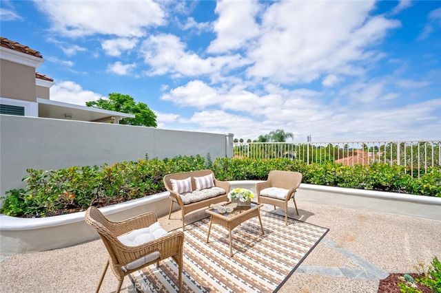 21285 Amora, Mission Viejo, CA 92692