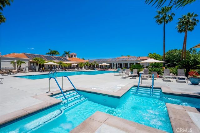 21285 Amora, Mission Viejo, CA 92692