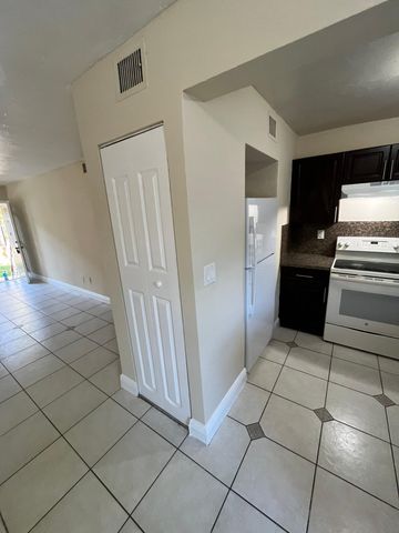 1370 NE 119TH Street 137008, Miami, FL 33161